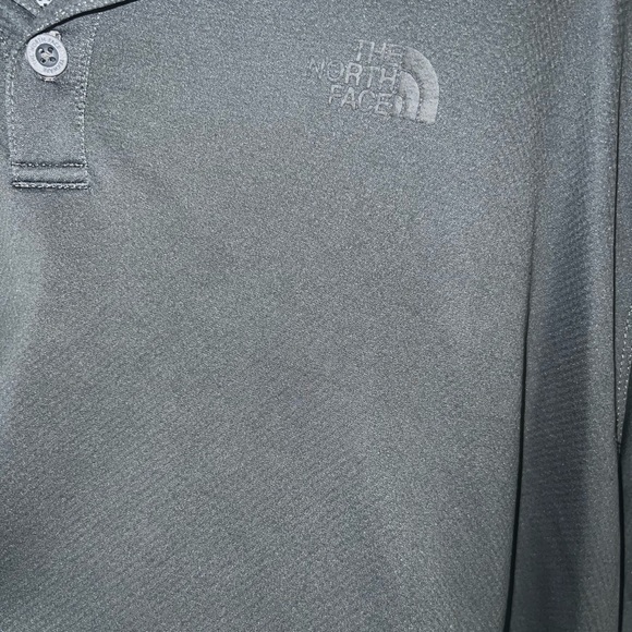 EUC M XL North Face Gray Polo 👕 Shirt - Picture 3 of 13